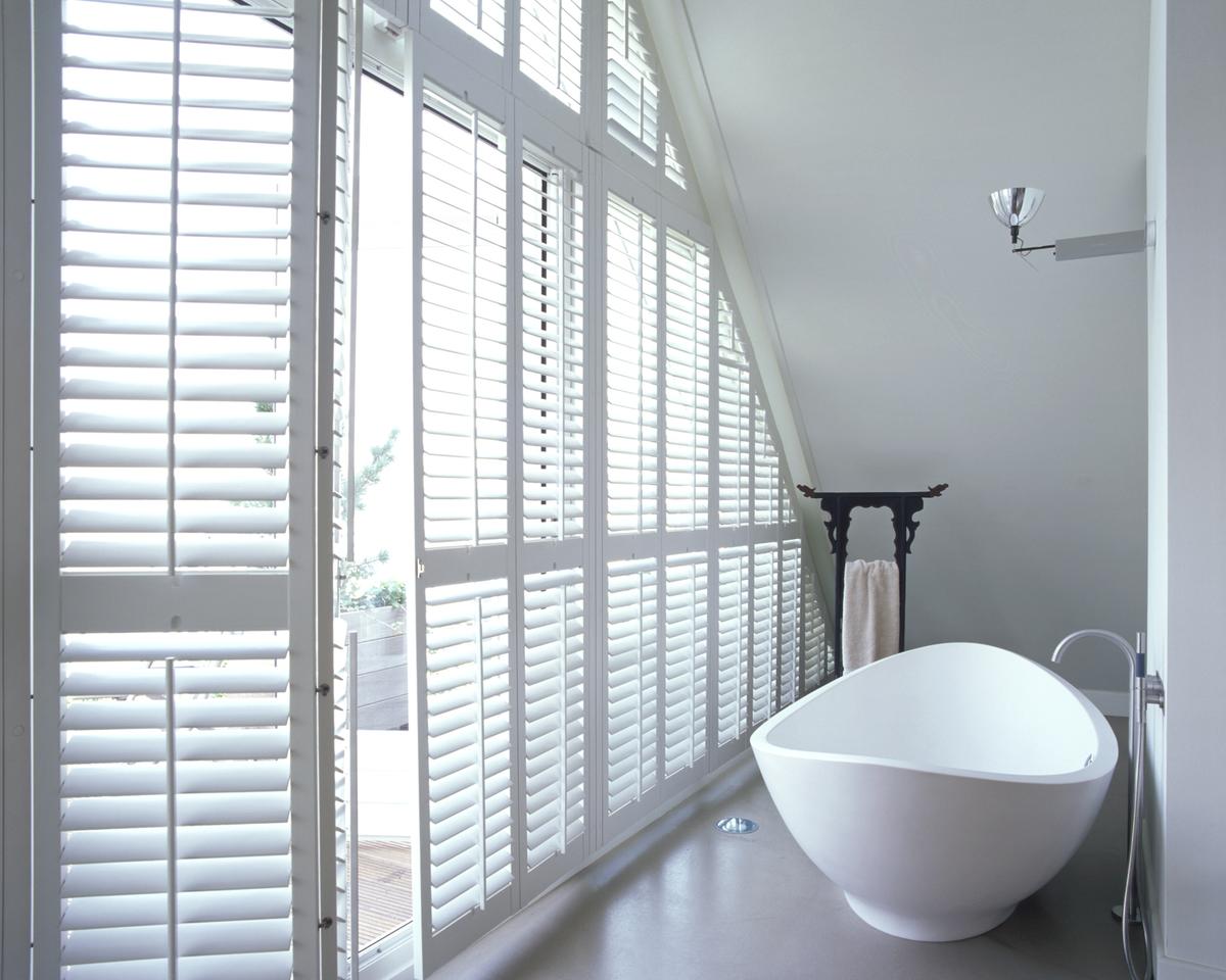 Bathroom shutters
